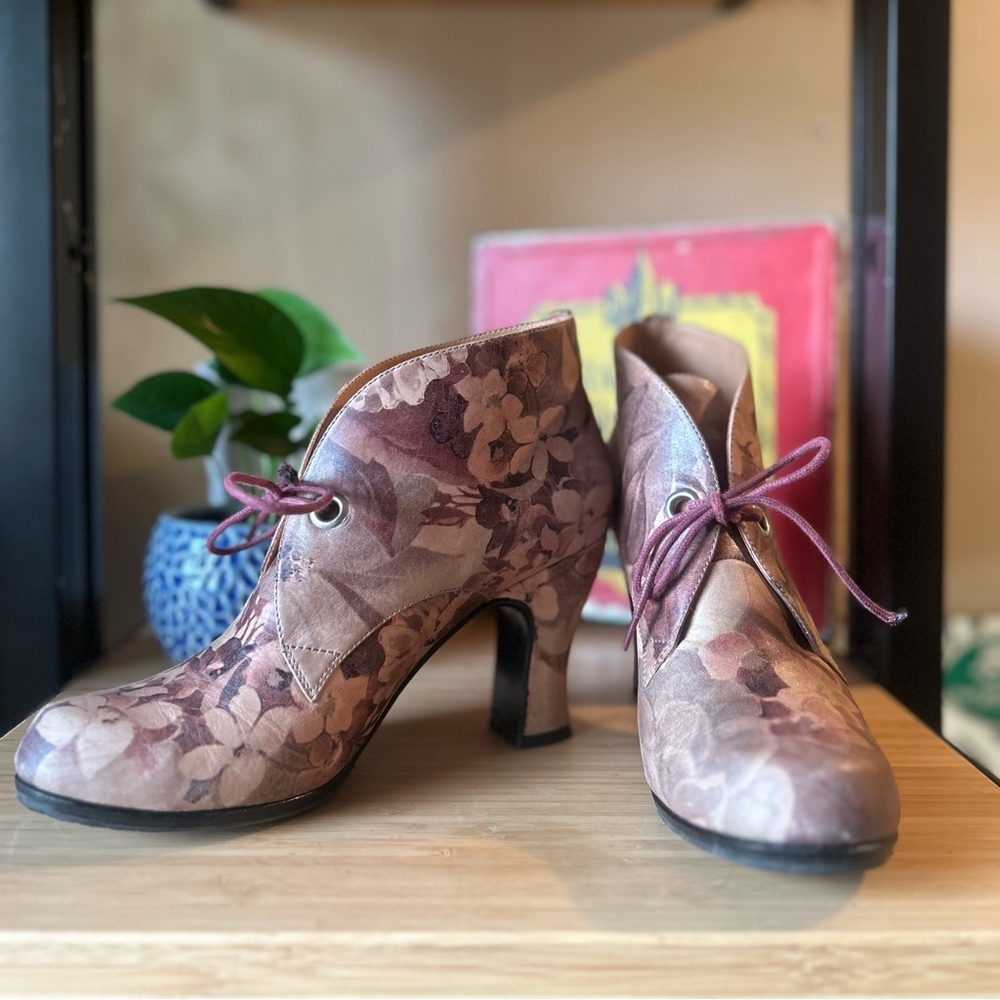 Fluevog Miracle Stunner 8.5